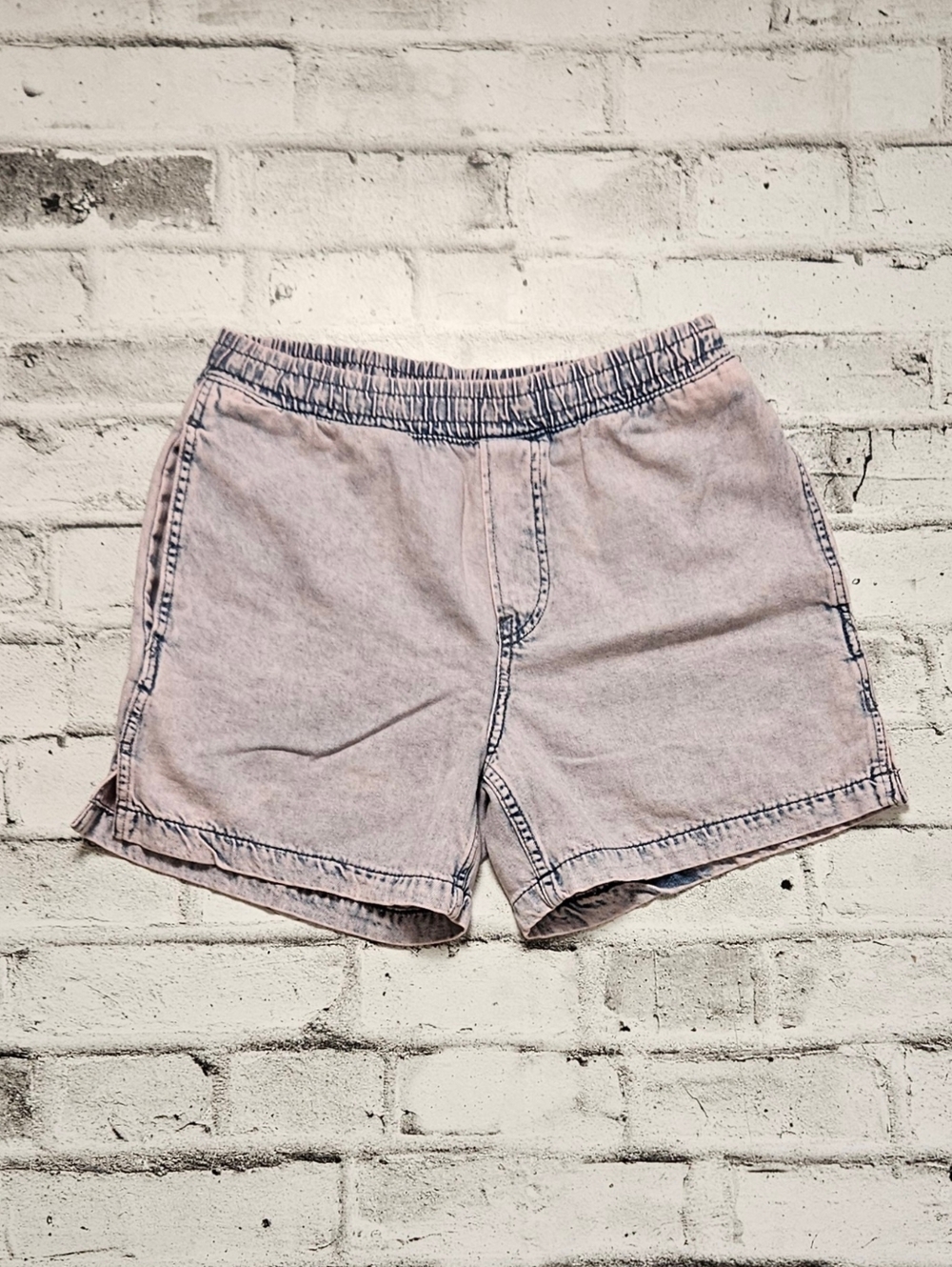 H&M Acid Wash Denim Shorts Elastic Waist Pink Grey Size M Casual
